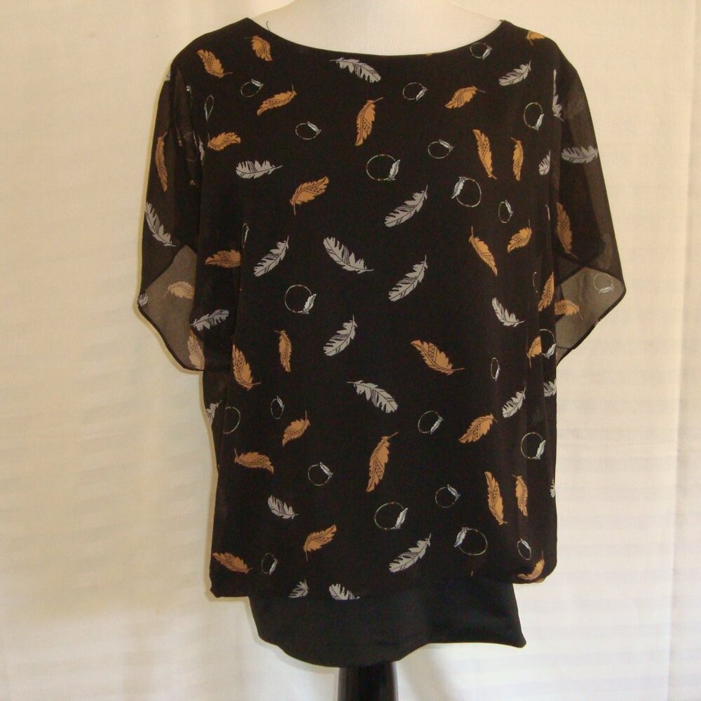 NWT Neineiwu Black Feathers Loose Flowy Short Sleeve Chiffon Lined Blouse Sz L